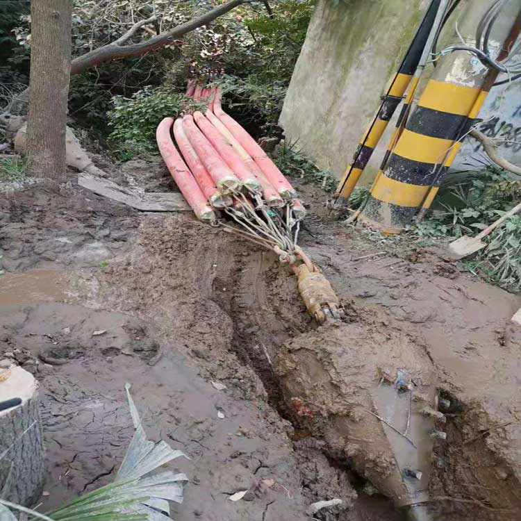 咸阳武汉卷帘门拖拉管